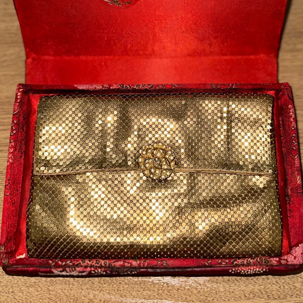Vintage Whiting & Davis Clutch Stored In Vintage Jade Dynasty Collection Box